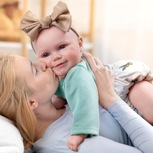 🆕20Inch Realistic Soft Vinyl With Weighted Cloth Body Toddler Girl Reborn Baby - Picture 12 of 12